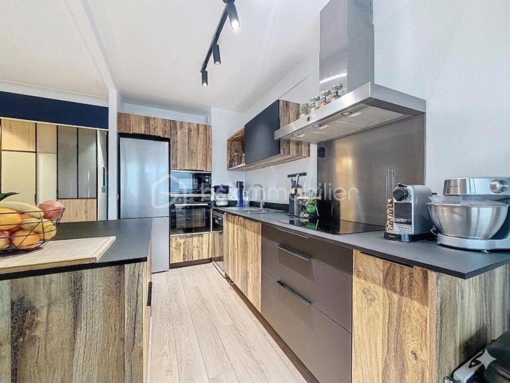 HAUTS DE RUEIL – T2 Dernier étage • large balcon plein soleil • Cave • Parking sécurisé – 2 pièces – 1 chambre – 56 m²