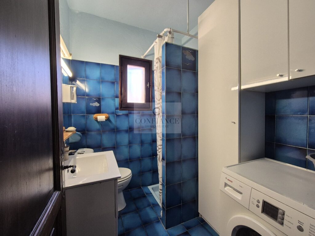 Maison – 7 pièces – 5 chambres – 164 m²