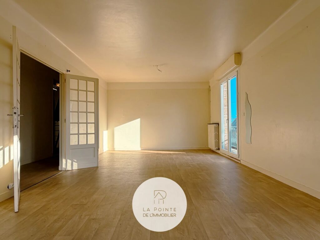 10 pièces – 4 chambres – 300 m²