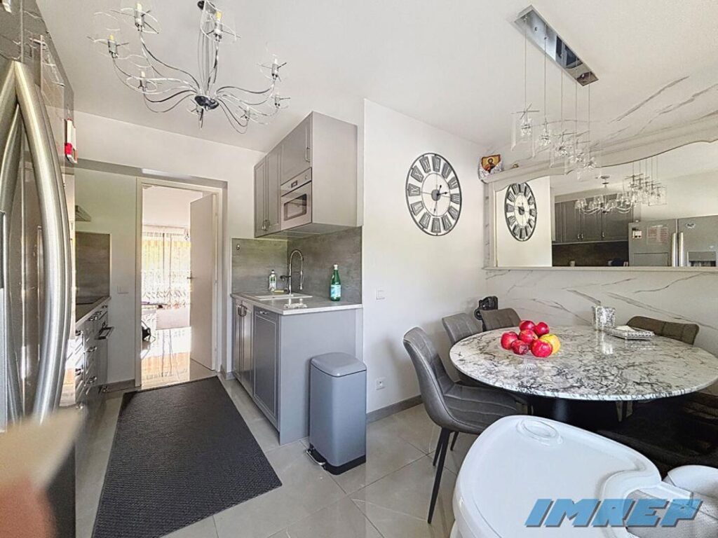 Grand T3 – 75 m2 PARFAIT ETAT St-Tronc – 13010 MARSEILLE – 3 pièces – 2 chambres – 75 m²