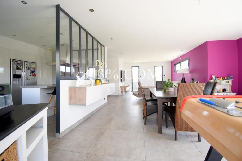 Maison moderne avec vue dégagée 141 m2 habitables Bruley – 5 pièces – 4 chambres – 141 m²