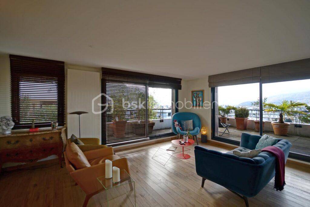 Appartement d’exception avec terrasse panoramique, vue lac et montagnes – 5 pièces – 4 chambres – 139 m²