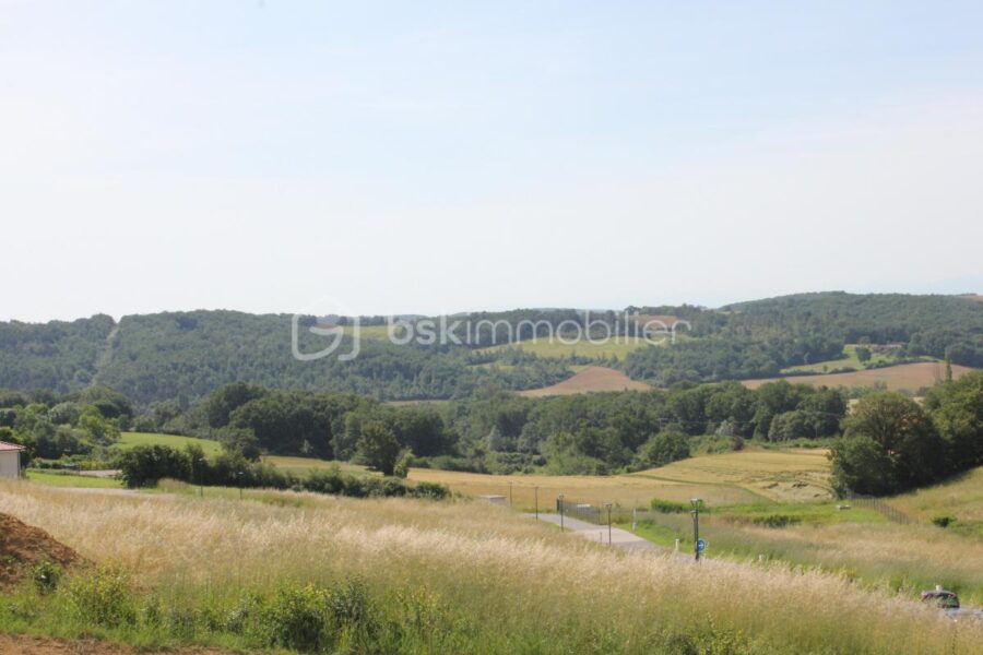 Terrain à vendre à Lasseran