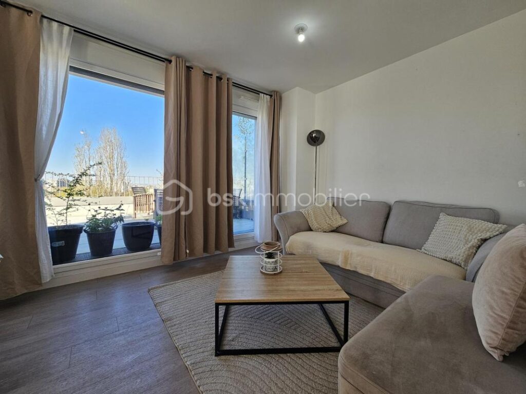 Appartement duplex dernier étage F5 vue Canal de l’Ourcq terrasses parking – 5 pièces – 4 chambres – 97 m²