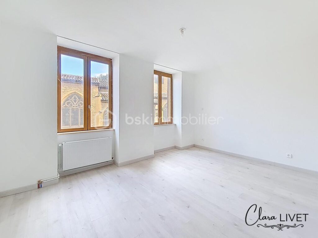 NOUVEAUTÉ – Maison rénovée avec jardin plein sud & grand garage – Chessy-les-Mines – 4 pièces – 3 chambres – 147 m²