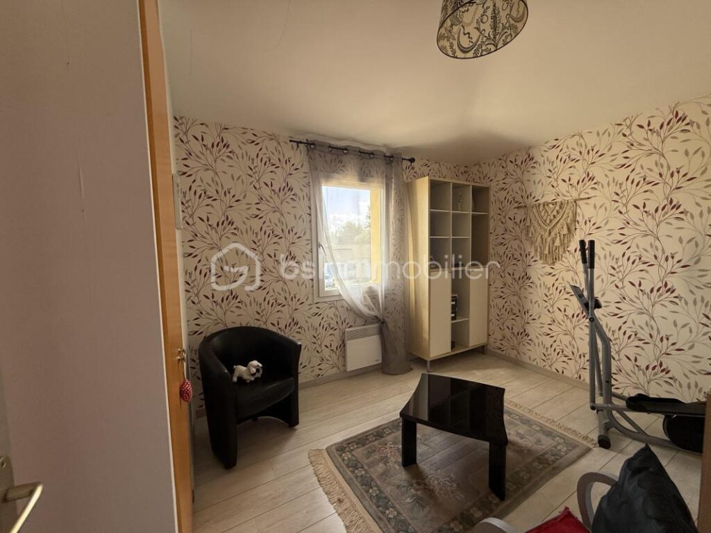 Maison familiale avec piscine chauffée – 7 pièces – 4 chambres – 150 m²