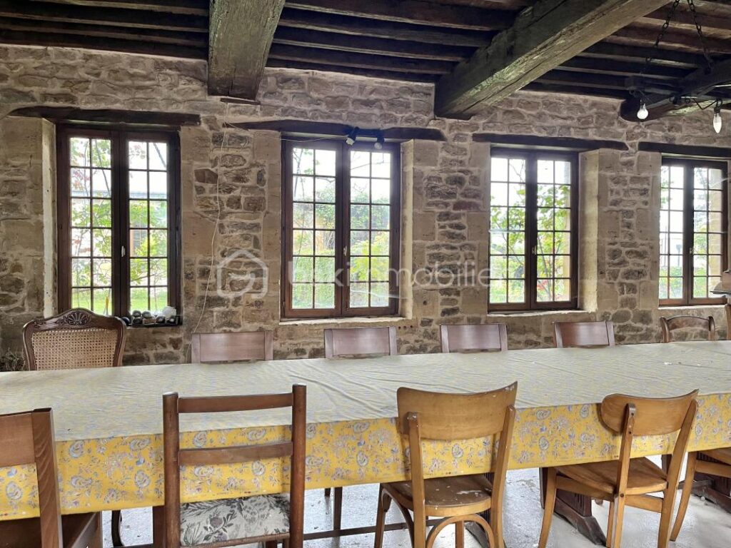 Immeuble 10 pièces – 10 pièces – NR chambres – 581 m²