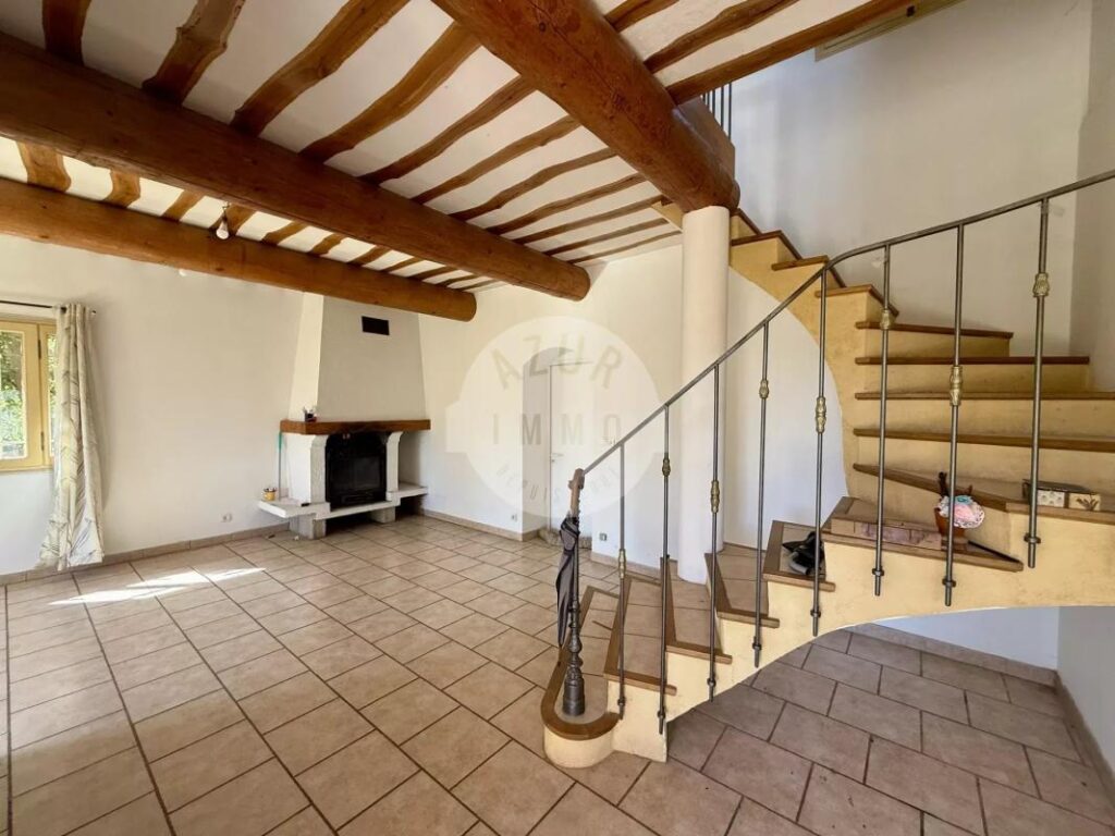 Lascours_Maison de type 3 91.08m² avec garage et dépendance sur 3000m² de terrain – 3 pièces – 2 chambres – 91 m²