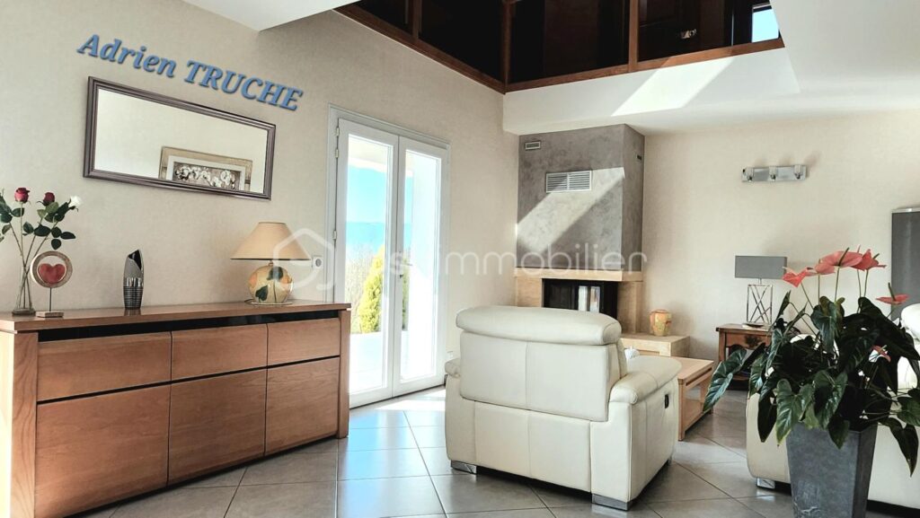 Magnifique cadre panoramique à découvrir – 5 pièces – 3 chambres – 125 m²