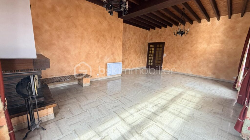 Maison 4 faces – 8 pièces – 5 chambres – 188 m²