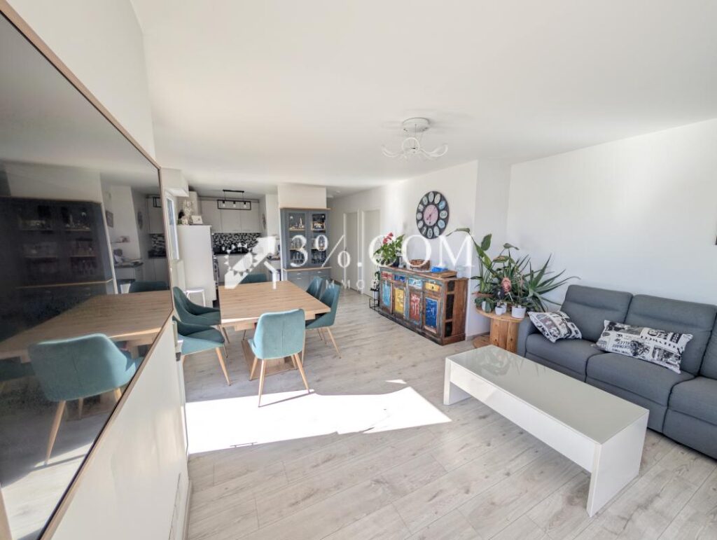 Poissy : grand appartement à vendre avec Jean-Marc DUTREIL – 4 pièces – 3 chambres – 92 m²