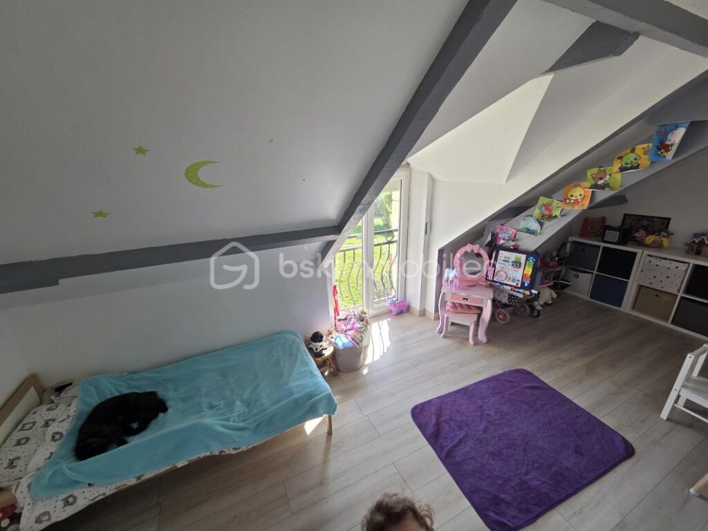 Maison pleine de charme – 5 pièces – 3 chambres – 150 m²