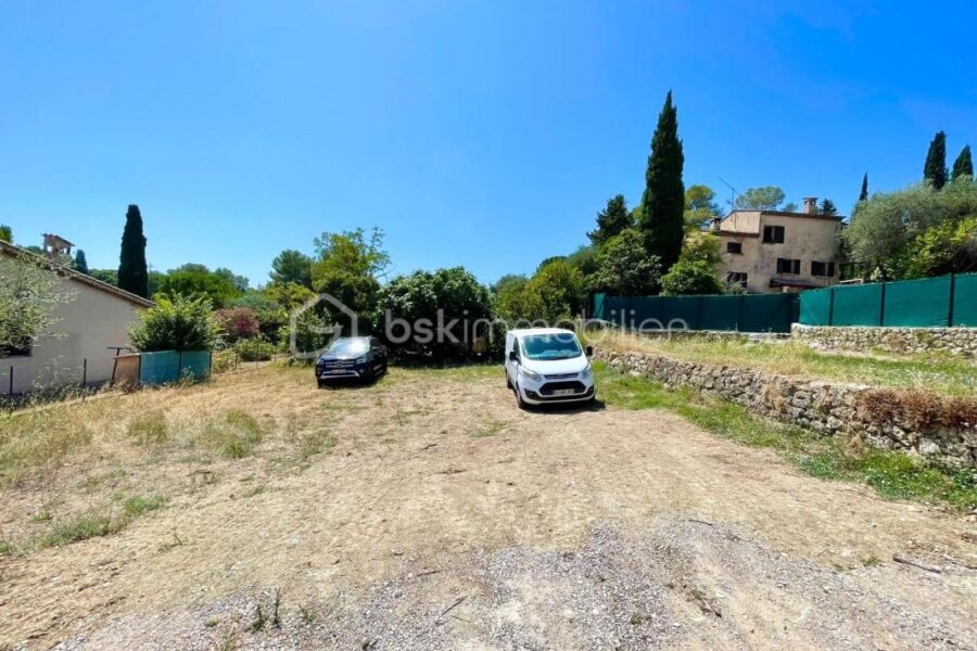 Terrain à vendre à Mougins