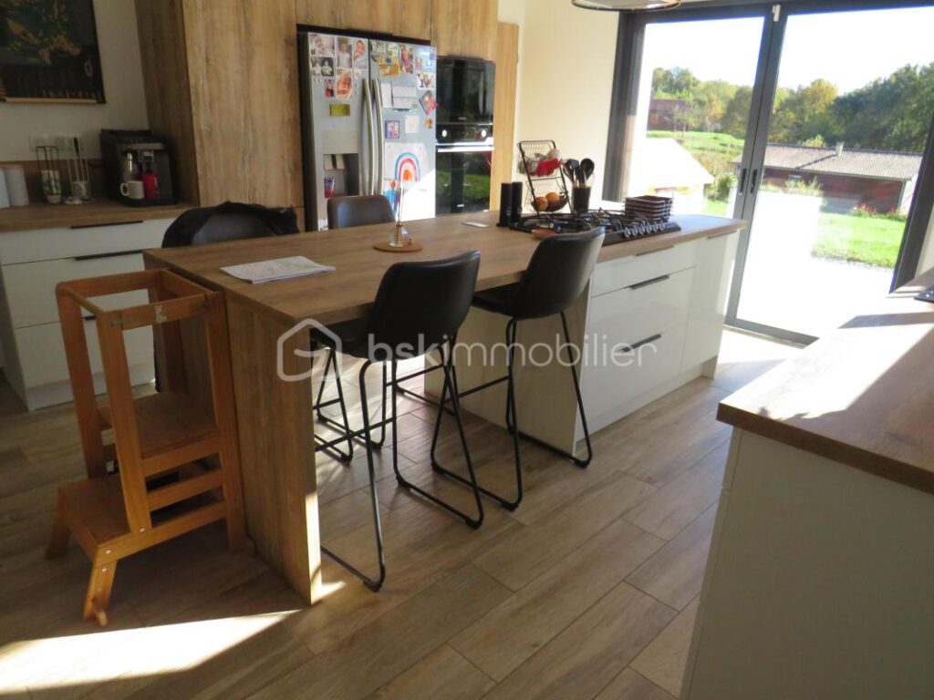 Maison plain-pied récente de 135 m² dans un cadre idyllique du Bas-Armagnac, RT 2012 sous garantie décennale – 4 pièces – 3 chambres – 135 m²