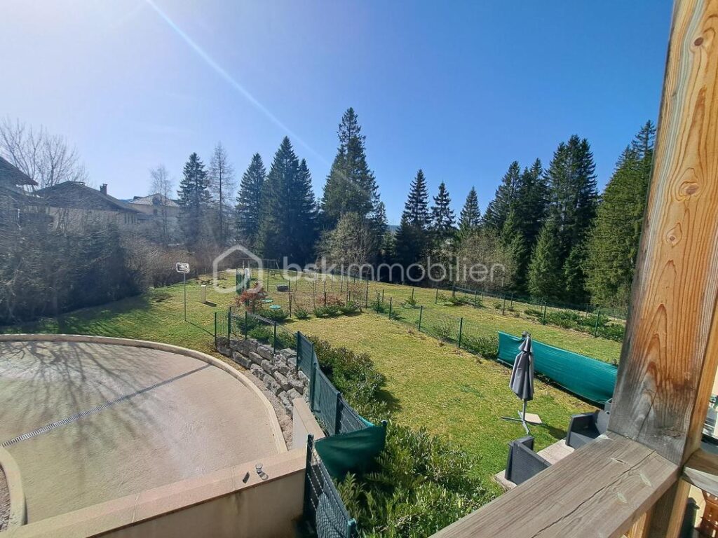 appartement T3 d’exception avec terrasse sud, vue montagne et prestations haut de gamme proche Suisse – 3 pièces – 2 chambres – 66 m²