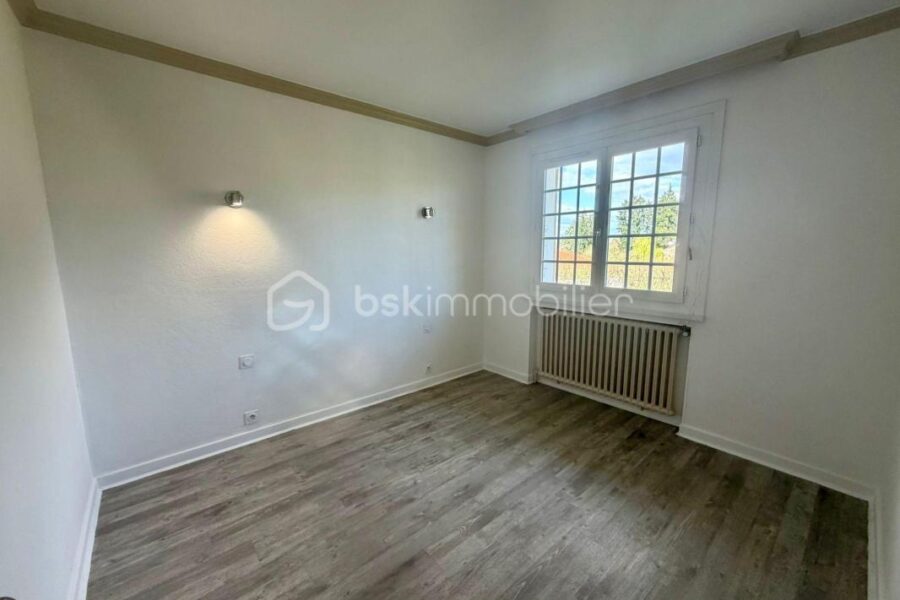 Maison à vendre à Villerest