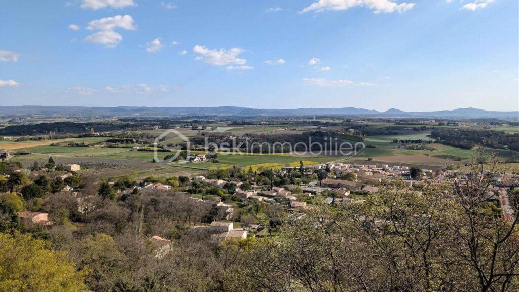 EXCLUSIVITÉ – Maison en pierre avec vue panoramique – Savasse (Drôme provençale) – 7 pièces – 3 chambres – 130 m²