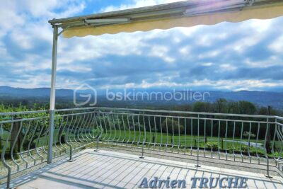 Corps de ferme rénové évolutif – Environnement verdoyant et calme – Belle performance thermique – 5 pièces – 3 chambres – 138 m²