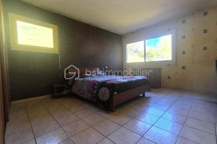 Maison à vendre à Voiron — Vue montagne — photo 8