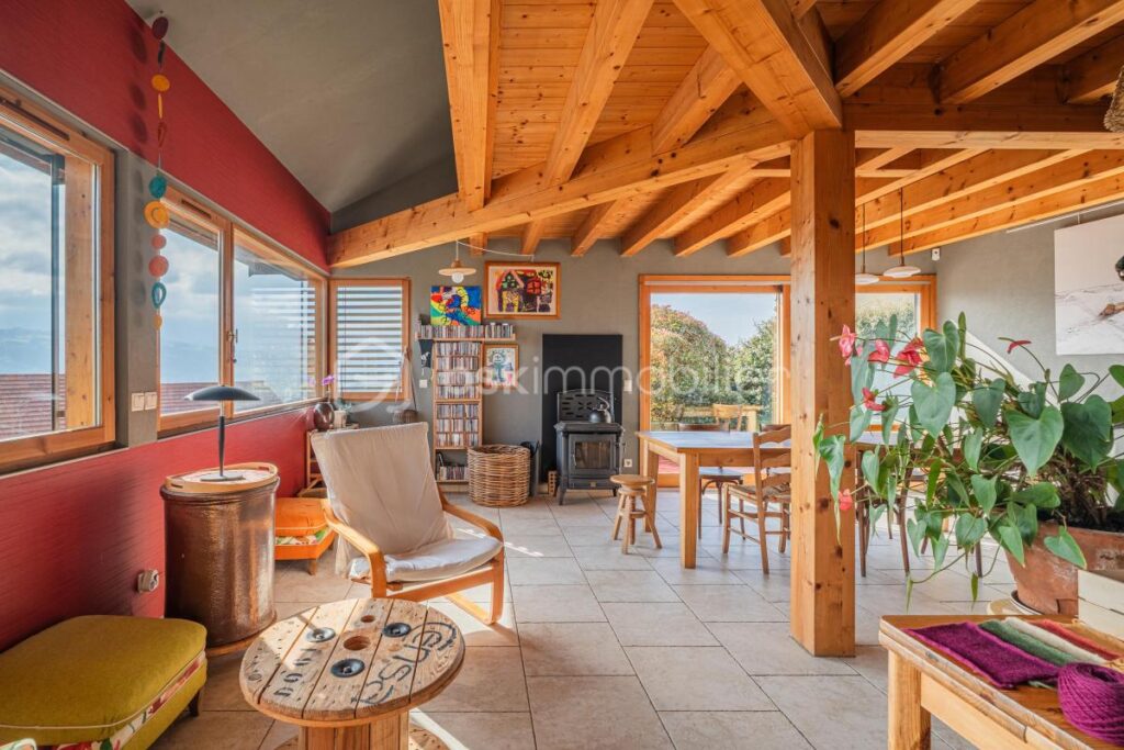 Chaleureuse Maison ossature bois 5 pièces de 153 m2 – 5 pièces – 4 chambres – 112 m²