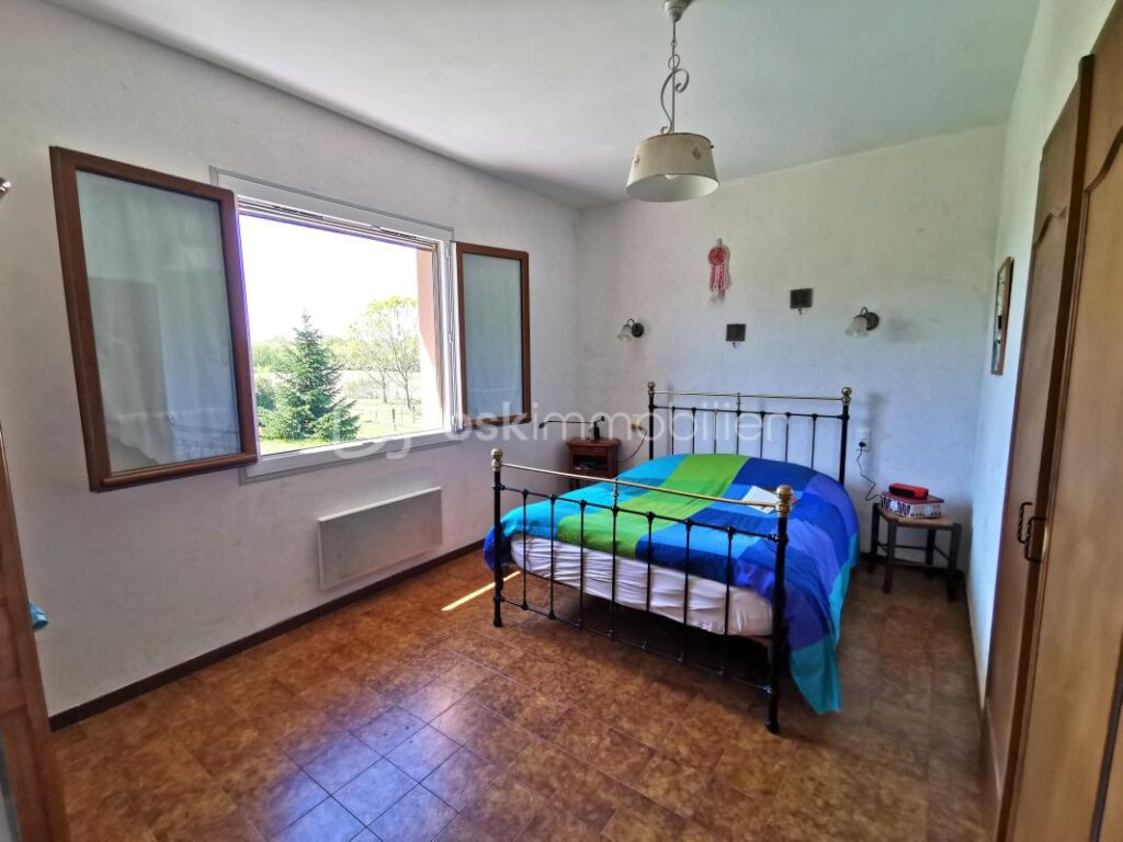 Grande maison familliale – propriété équestre – 6 pièces – 4 chambres – 128 m²