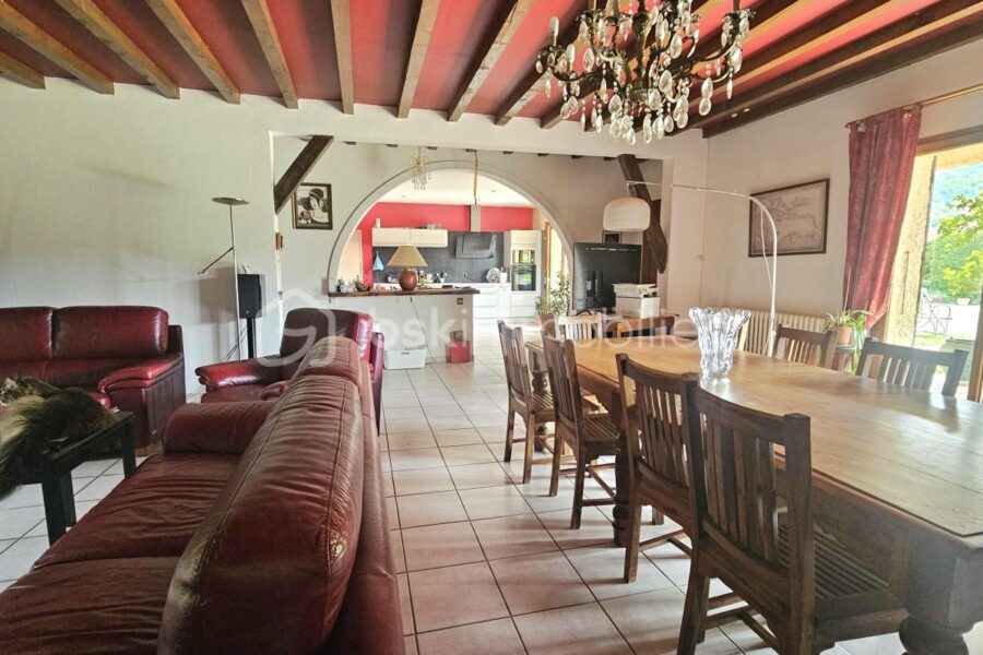 Maison à vendre à La batie montsaleon