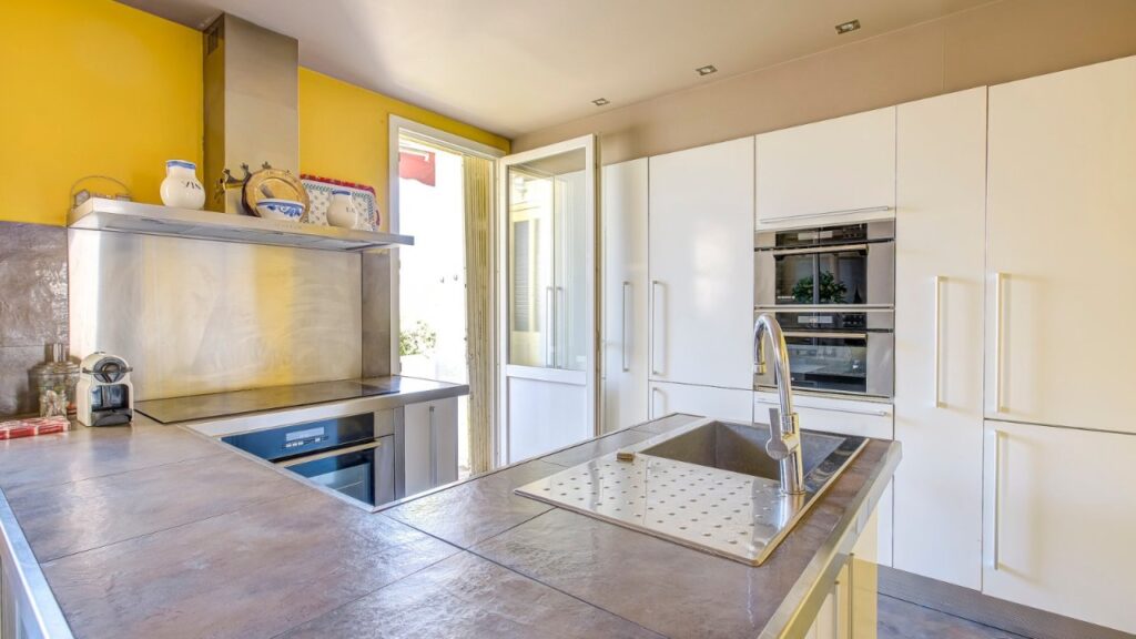 Exceptionnel Nice Promenade 3/4p en dernier étage avec terrasses – 4 pièces – 2 chambres – 123 m²