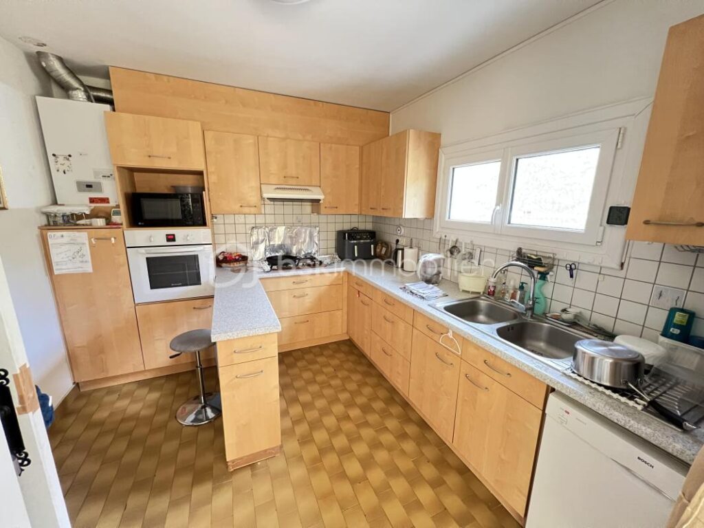 VILLA T7 MONTPELLIER 180m2 – 9 pièces – 5 chambres – 180 m²