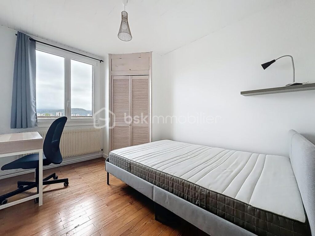 Appartement T4 de 67m2- DERNIER ÉTAGE + cave – 4 pièces – 3 chambres – 67 m²