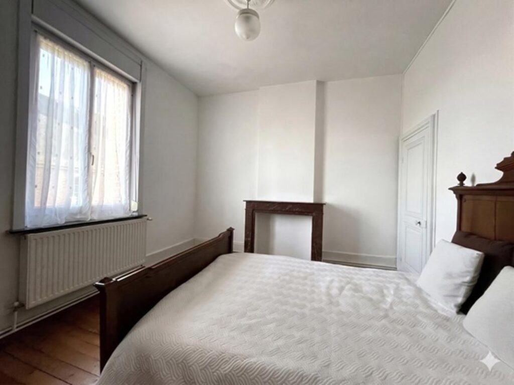 Maison individuelle avec terrain clos – 5 pièces – 3 chambres – 158 m²
