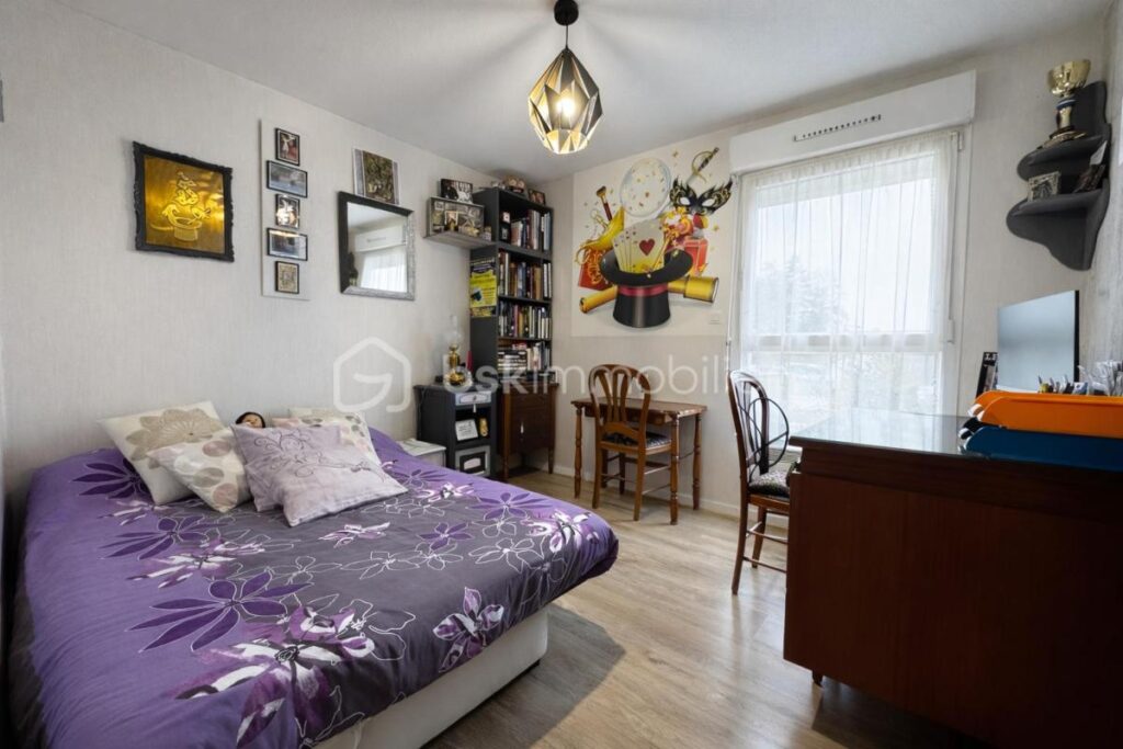 Appartement spacieux et lumineux avec terrasse et vue dégagée à Locminé – Garage – 3 pièces – 2 chambres – 73 m²
