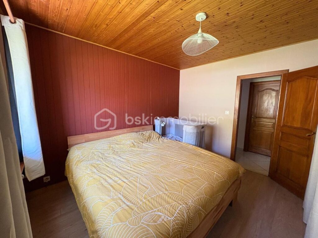 Invitation à l&rsquo;art de vivre au sein d&rsquo;un domaine entre ciel et montagnes ! – 7 pièces – 5 chambres – 134 m²