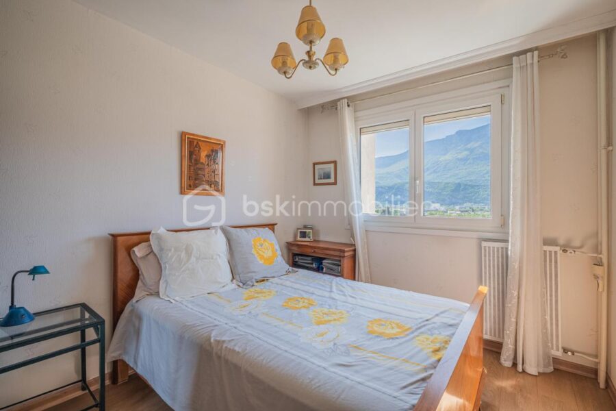 Appartement à vendre à Echirolles — Vue montagne — photo 8