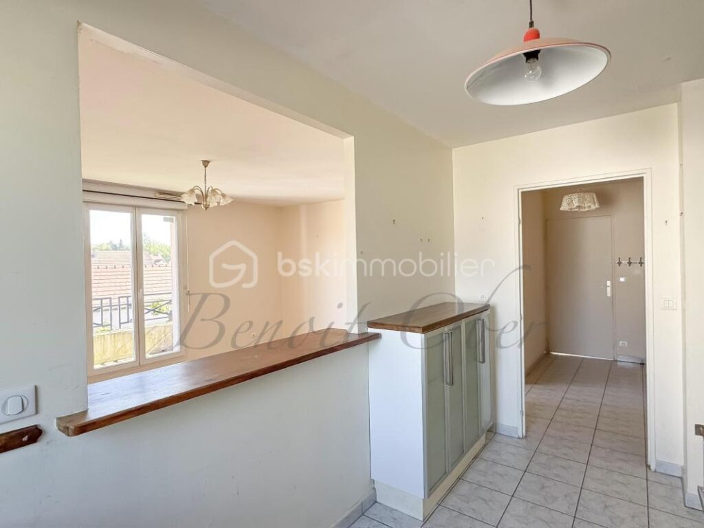 F3 lumineux avec balcon et double stationnement – Cadre de vie privilégié à Saint-Germain-sur-Morin – 3 pièces – 2 chambres – 63 m²