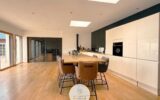 Maison de plain-pied 191 m² avec studio indépendant et grand jardin à Saint-Alban, à 5 min de Pléneuf-Val-André – 8 pièces – 6 chambres – 191 m²
