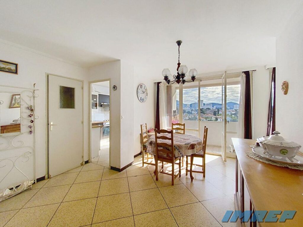 13009 LE PARC SEVIGNE TYPE 4/5 DE 72 m2+ CAVE – 5 pièces – 2 chambres – 72 m²