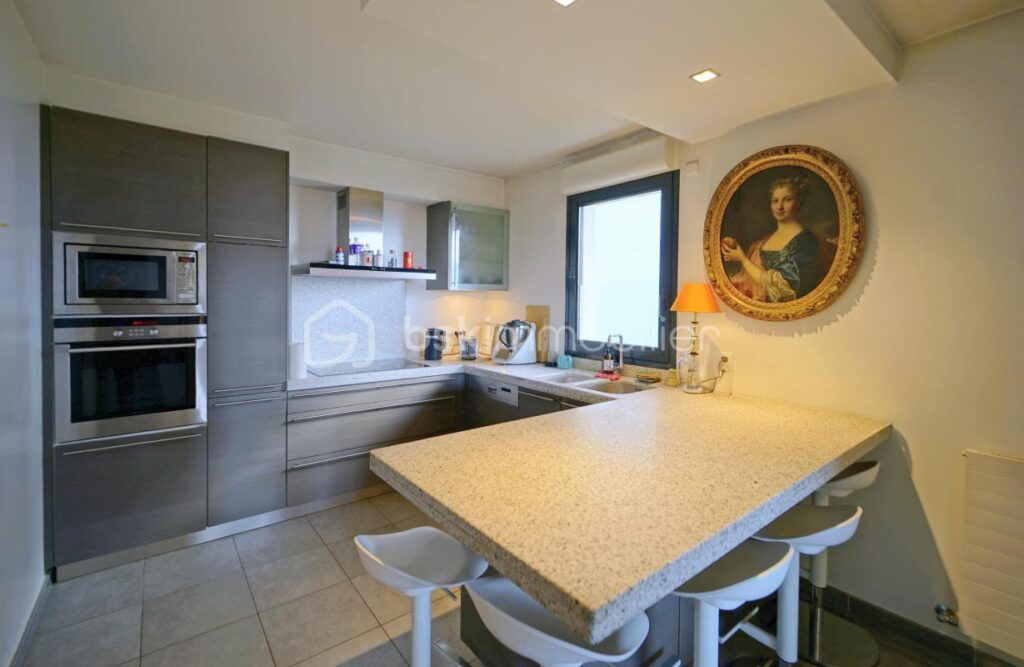 Appartement d’exception avec terrasse panoramique, vue lac et montagnes – 5 pièces – 4 chambres – 139 m²