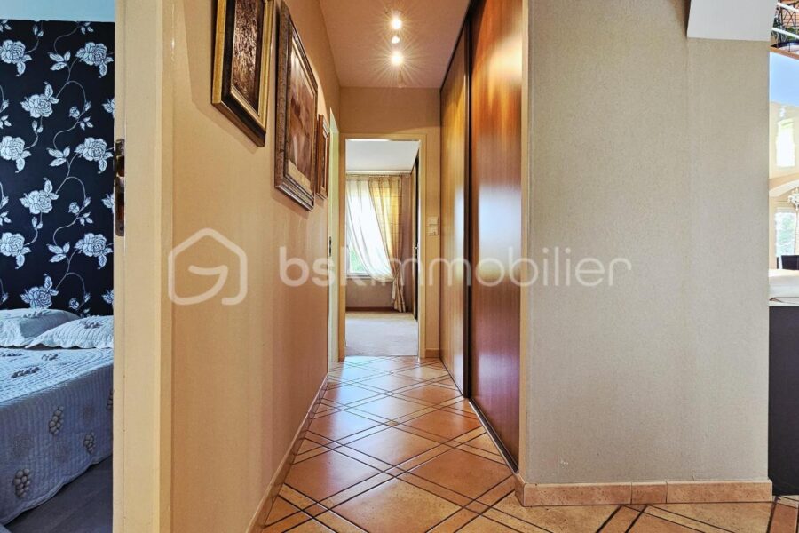 Maison à vendre à Saint martin lalande