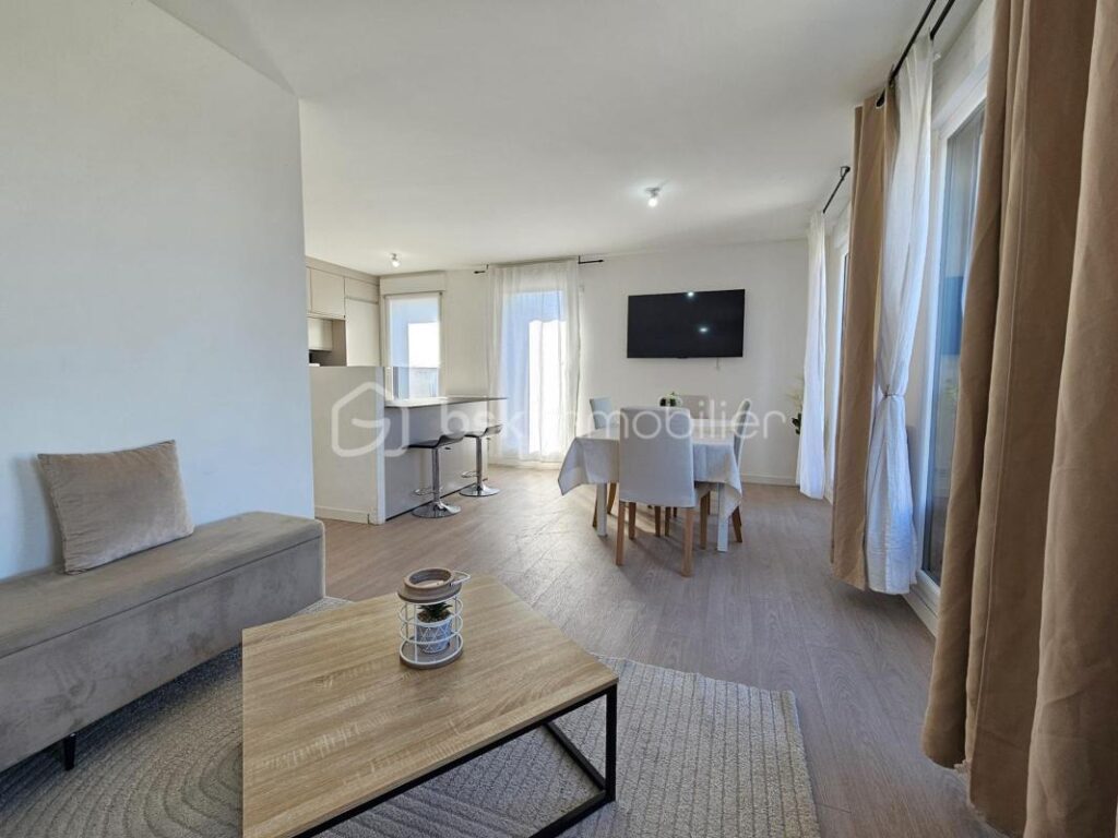 Appartement duplex dernier étage F5 vue Canal de l’Ourcq terrasses parking – 5 pièces – 4 chambres – 97 m²