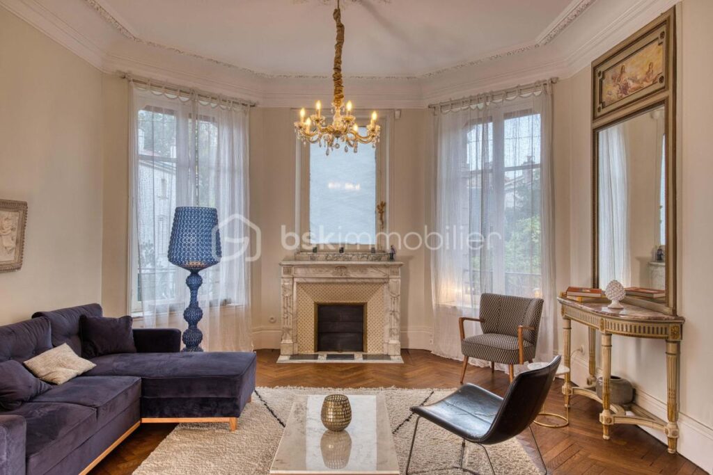 « DANS MON JARDIN D’HIVER… » – 11 pièces – 6 chambres – 315 m²