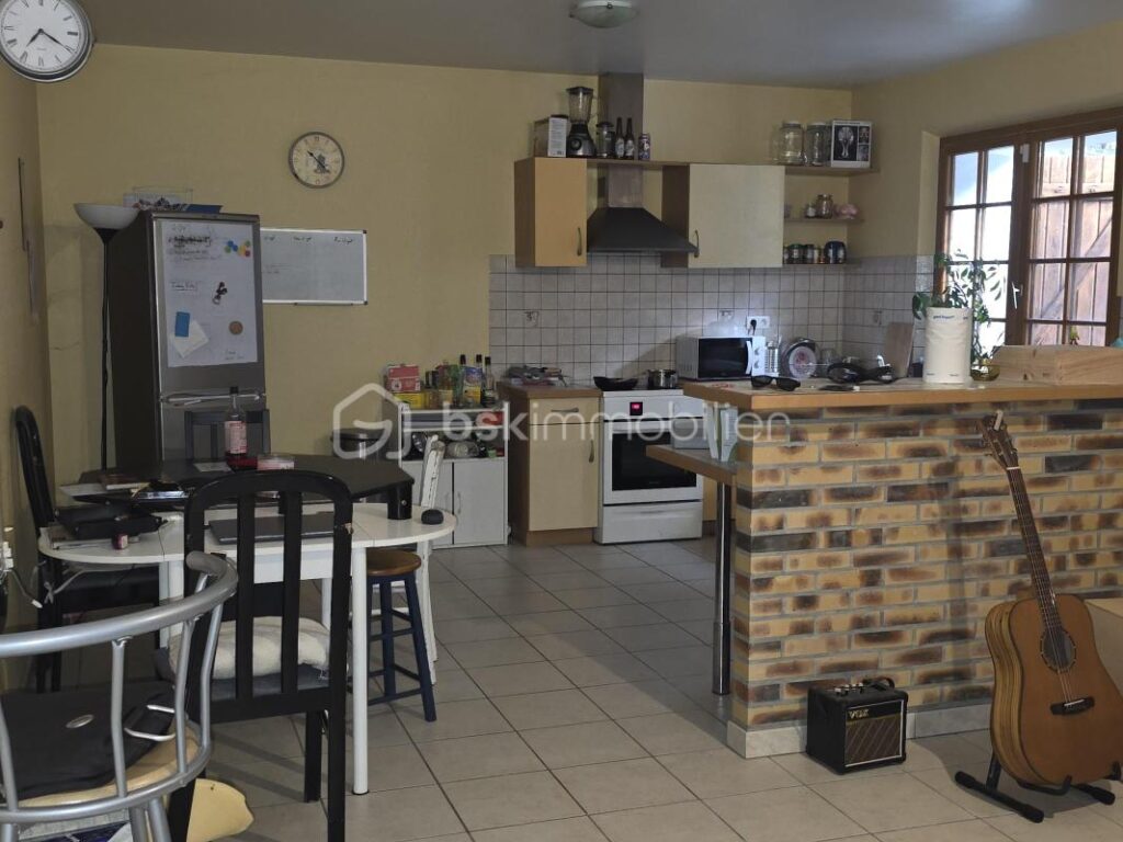 Grande Maison ancienne de caractère à Sens – 11 pièces – 9 chambres – 383 m²