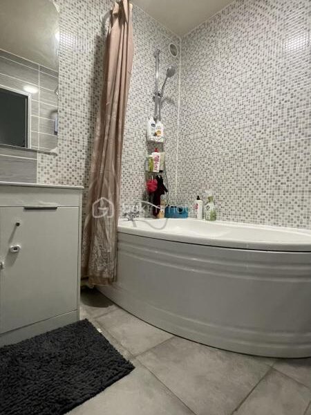 Appartement à vendre à Thiais — Vue parc — photo 9