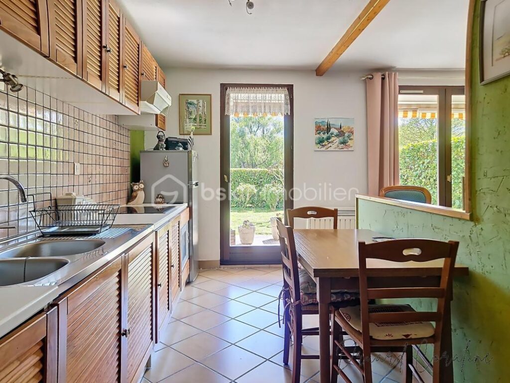 Appartement T2 en rez-de-jardin – 2 pièces – 1 chambre – 53 m²