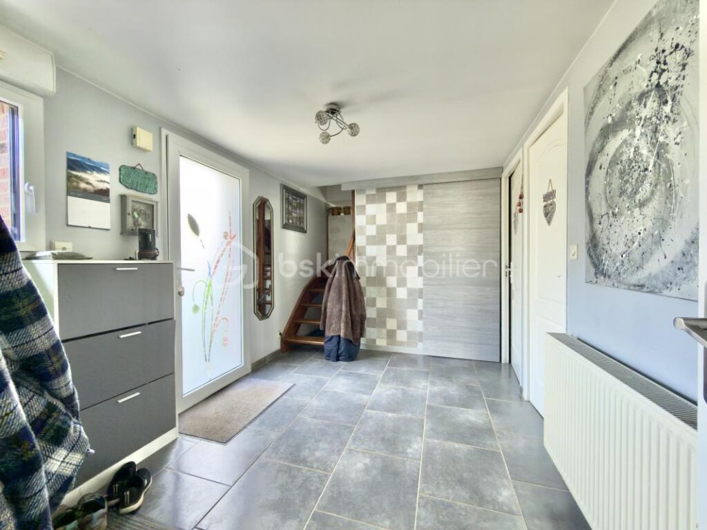 🏡 Maison pleine de charme 160 m² avec terrain exceptionnel de 5 500 m² – Rives-en-Seine – 8 pièces – 5 chambres – 160 m²