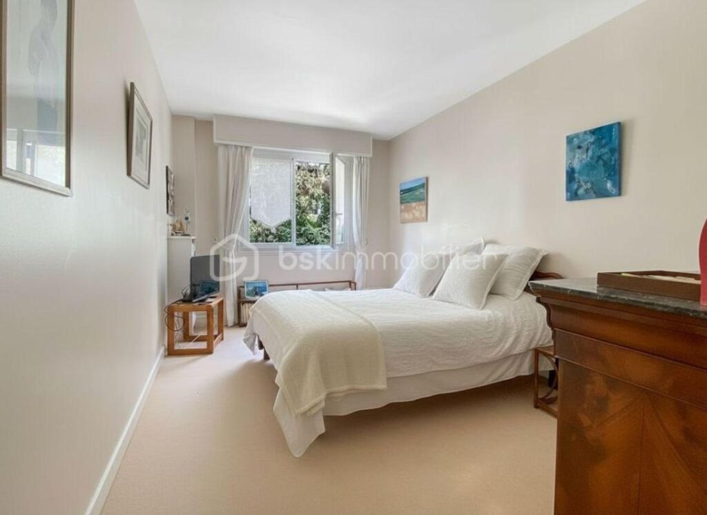 Appartement – 4 pièces – Ville-d’Avray – 4 pièces – 2 chambres – 93 m²