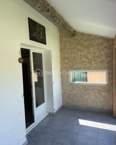 Maison à vendre à Vernegues