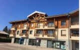 appartement T3 d’exception avec terrasse sud, vue montagne et prestations haut de gamme proche Suisse – 3 pièces – 2 chambres – 66 m²