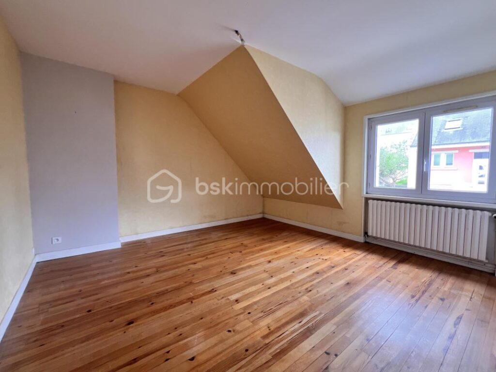 Maison de 4 chambres avec jardin – 4 pièces – 4 chambres – 100 m²