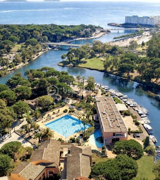 Appartement à vendre à Mandelieu la napoule