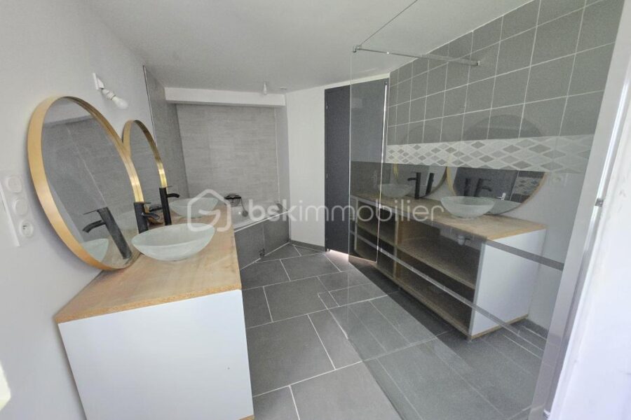 Maison à vendre à Saint leger des vignes